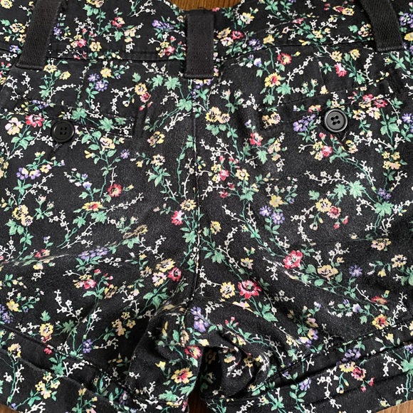 Floral button-up chinos - Picture 9 of 9